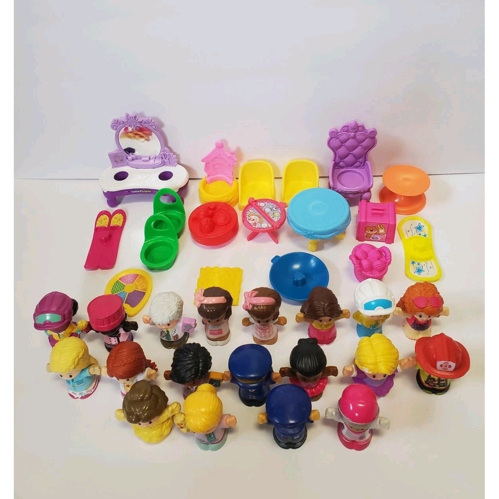 Fisher Price Little People & Accessories Lot 19 Figures 18 Pieces Fireman Doctor